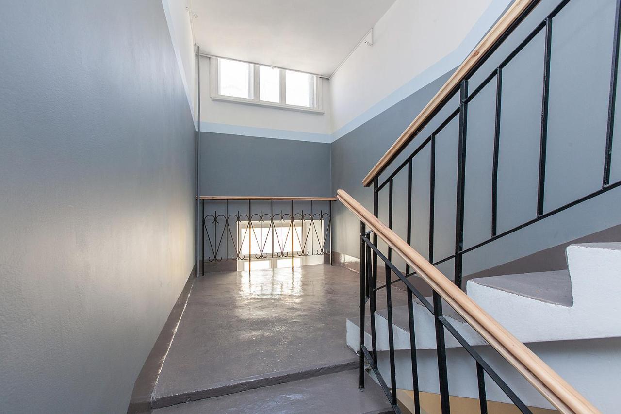 Historic Apartment With Wooden Floors In The Hearth Of Old-Town Riga Esterno foto